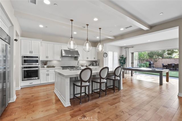 10 Shadybend, Irvine, CA 92602