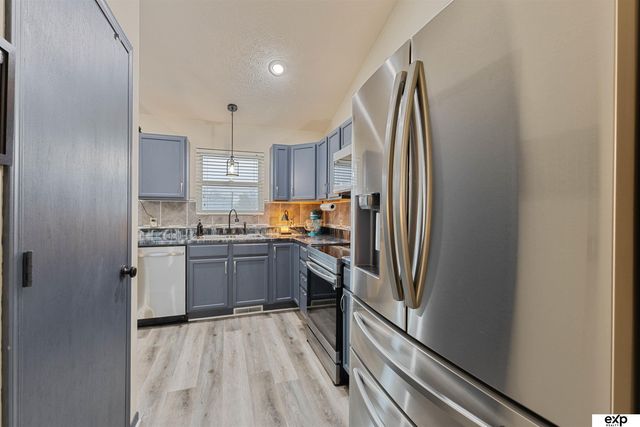 2397 Avenue M Way, Council Bluffs, IA 51501