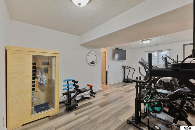 2397 Avenue M Way, Council Bluffs, IA 51501