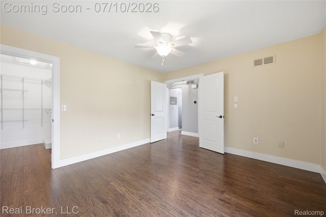 40424 Newport Drive 73, Plymouth Charter Township, MI 48170