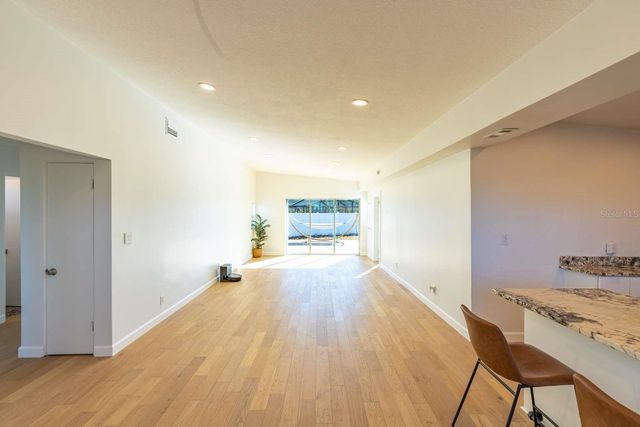 2110 ALCAZAR WAY S, St Petersburg, FL 33712