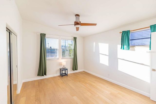 2110 ALCAZAR WAY S, St Petersburg, FL 33712