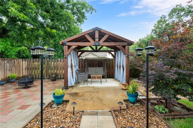 624 Locke Street, Alma, AR 72921