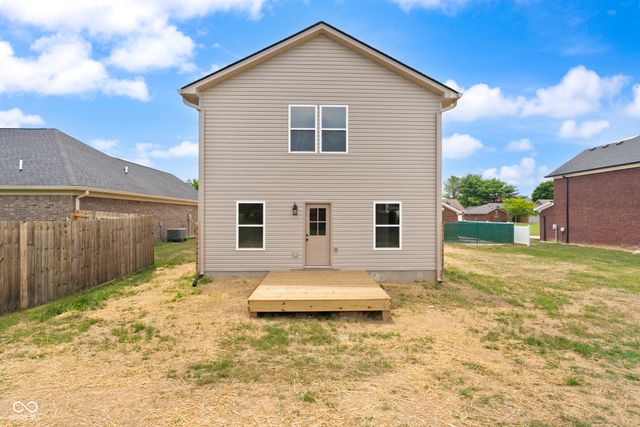 6409 Sunset Loop, Charlestown, IN 47111