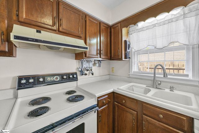 710 Hunts Bridge Road, Greenville, SC 29617