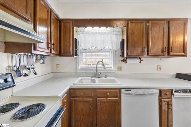 710 Hunts Bridge Road, Greenville, SC 29617