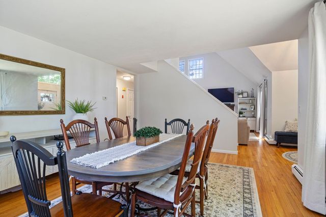 8 Dandiview Acres, Seabrook, NH 03874