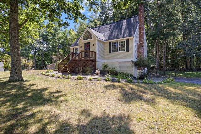 8 Dandiview Acres, Seabrook, NH 03874