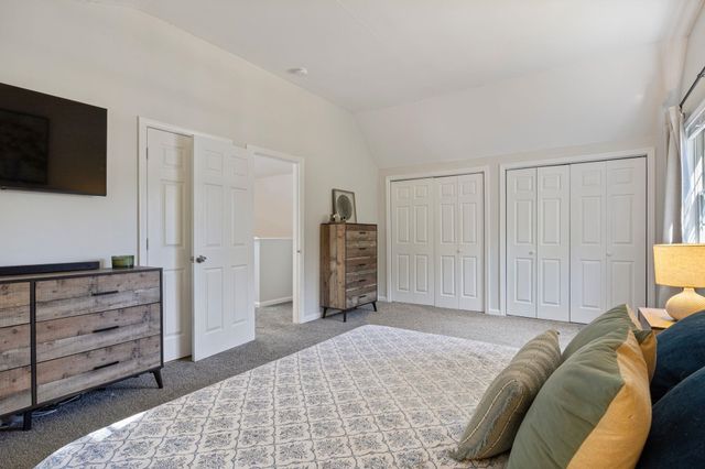 8 Dandiview Acres, Seabrook, NH 03874