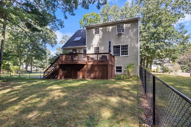 8 Dandiview Acres, Seabrook, NH 03874