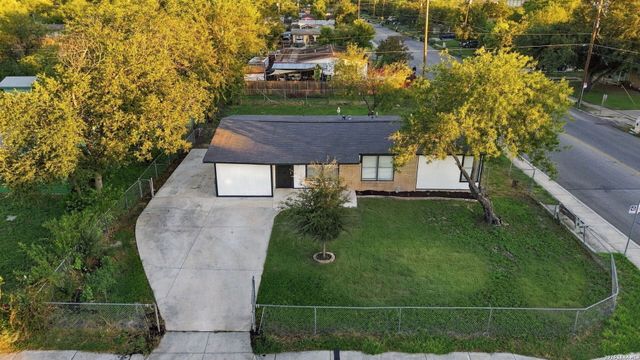 103 CHADWICK DR, San Antonio, TX 78227