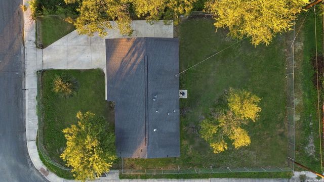 103 CHADWICK DR, San Antonio, TX 78227