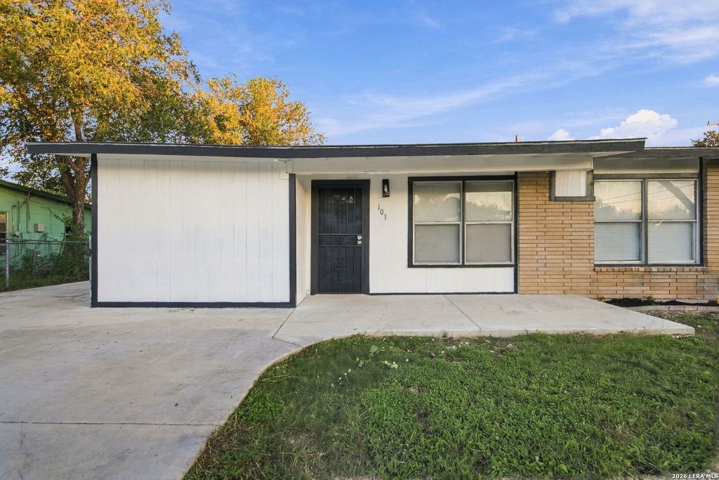103 CHADWICK DR, San Antonio, TX 78227