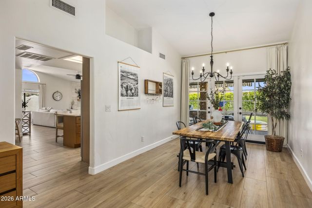 727 E Kings Avenue, Phoenix, AZ 85022