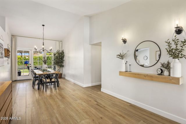 727 E Kings Avenue, Phoenix, AZ 85022