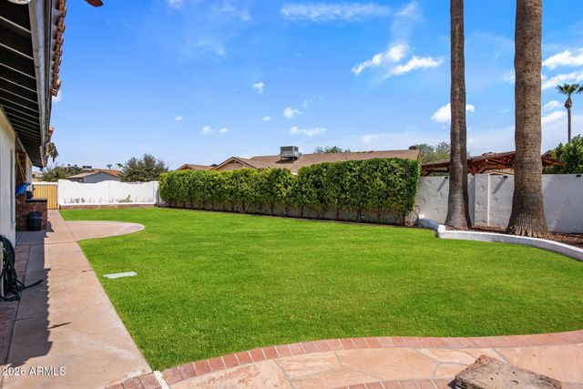 727 E Kings Avenue, Phoenix, AZ 85022