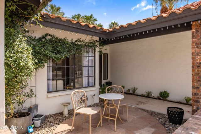 727 E Kings Avenue, Phoenix, AZ 85022