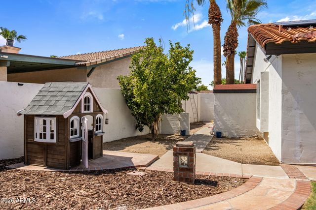727 E Kings Avenue, Phoenix, AZ 85022
