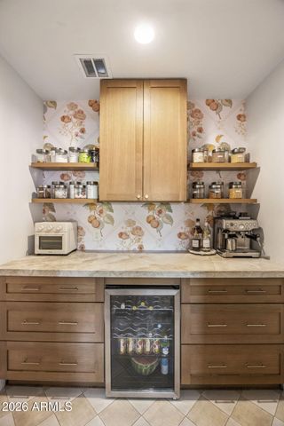 727 E Kings Avenue, Phoenix, AZ 85022