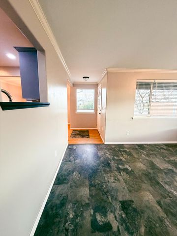 1017 Havenwood Drive, Eagle Point, OR 97524