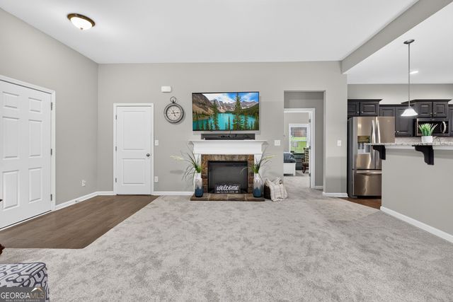 117 Waterwood Bend, Hogansville, GA 30230