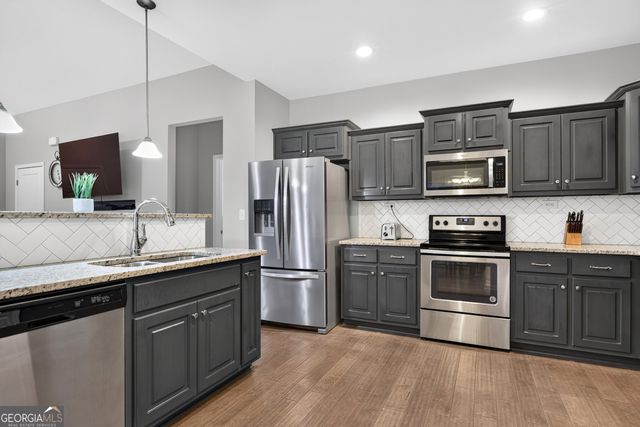 117 Waterwood Bend, Hogansville, GA 30230