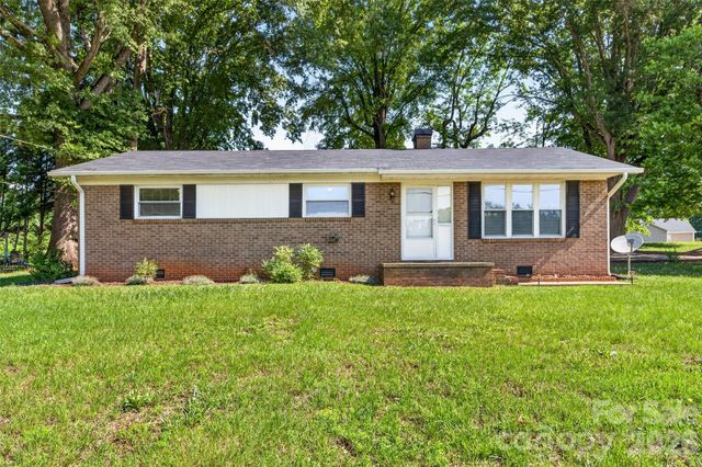 1771 24th Avenue Court NE, Hickory, NC 28601
