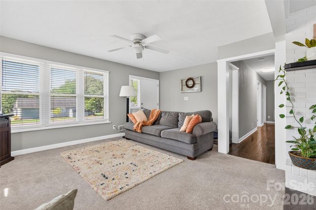 1771 24th Avenue Court NE, Hickory, NC 28601