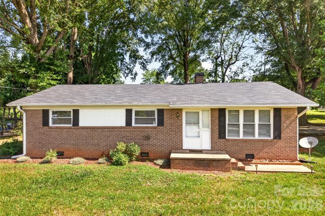 1771 24th Avenue Court NE, Hickory, NC 28601