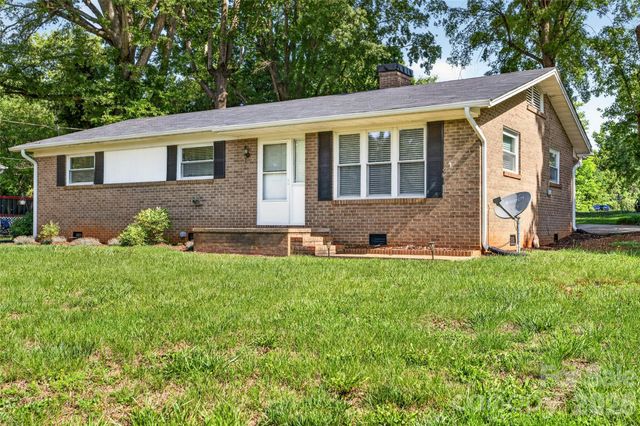 1771 24th Avenue Court NE, Hickory, NC 28601
