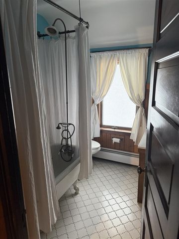 1210 Guernsey Court, Saint Joseph, MI 49085