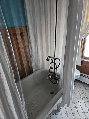 1210 Guernsey Court, Saint Joseph, MI 49085