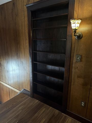 1210 Guernsey Court, Saint Joseph, MI 49085