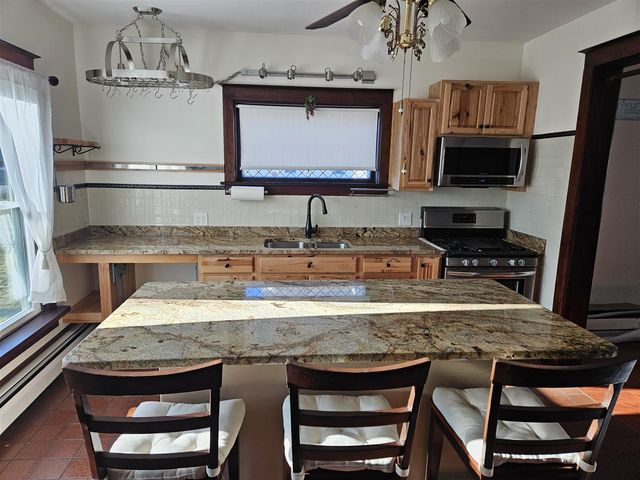 1210 Guernsey Court, Saint Joseph, MI 49085