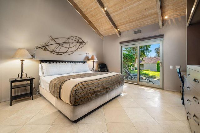 330 Forest Hills Drive, Rancho Mirage, CA 92270