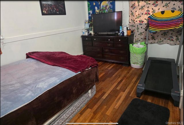 5 Campion Street, Brentwood, NY 11717