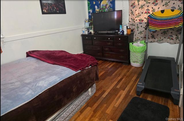 5 Campion Street, Brentwood, NY 11717