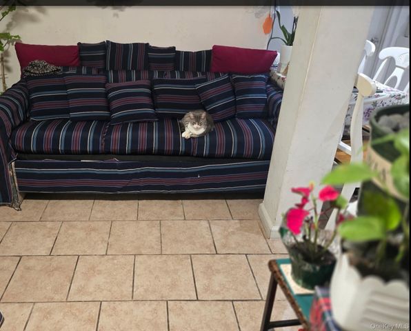 5 Campion Street, Brentwood, NY 11717