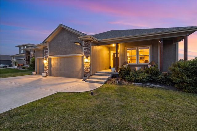 4904 N 126th Street, Kansas City, KS 66109