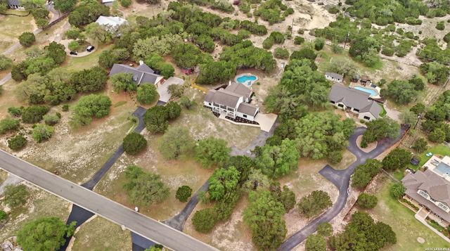 150 LAKE VIEW DR, Boerne, TX 78006