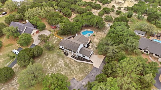 150 LAKE VIEW DR, Boerne, TX 78006