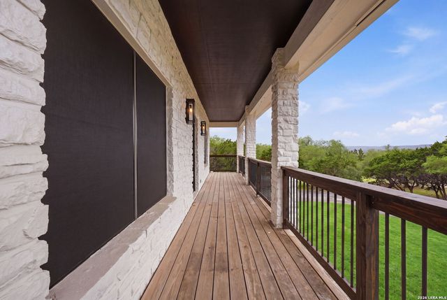 150 LAKE VIEW DR, Boerne, TX 78006