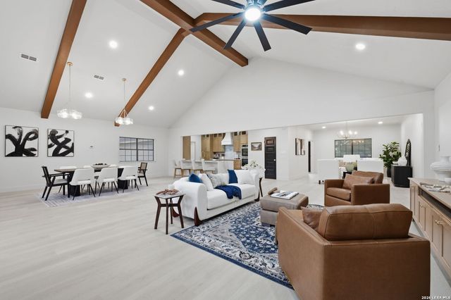 150 LAKE VIEW DR, Boerne, TX 78006
