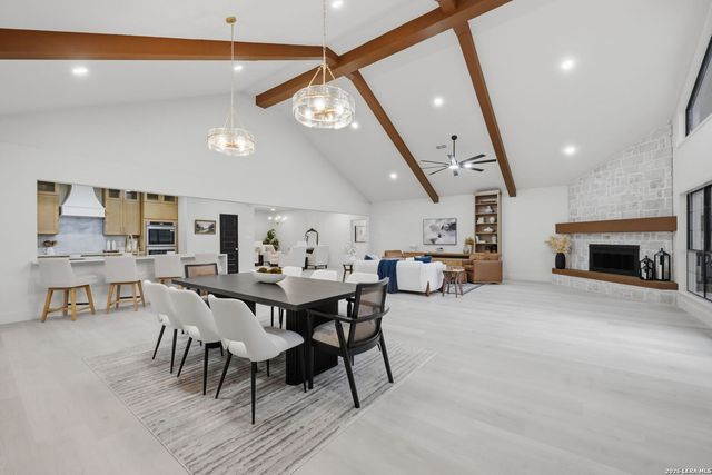 150 LAKE VIEW DR, Boerne, TX 78006