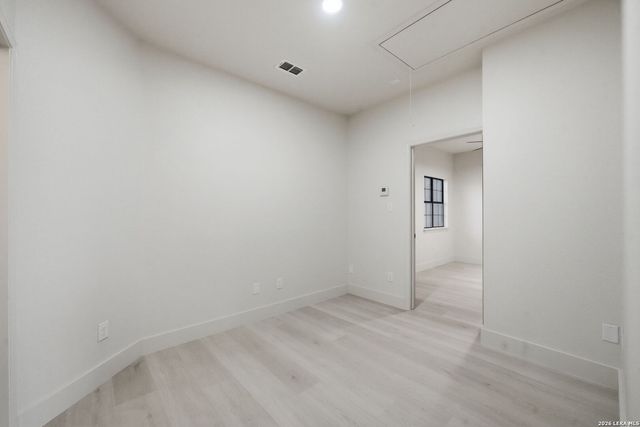 150 LAKE VIEW DR, Boerne, TX 78006