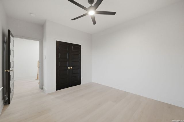 150 LAKE VIEW DR, Boerne, TX 78006
