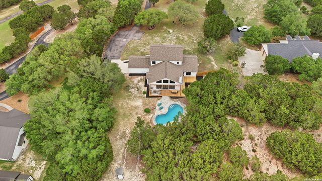 150 LAKE VIEW DR, Boerne, TX 78006