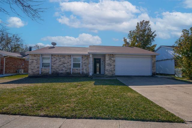 1117 Llano Trail, Grand Prairie, TX 75052