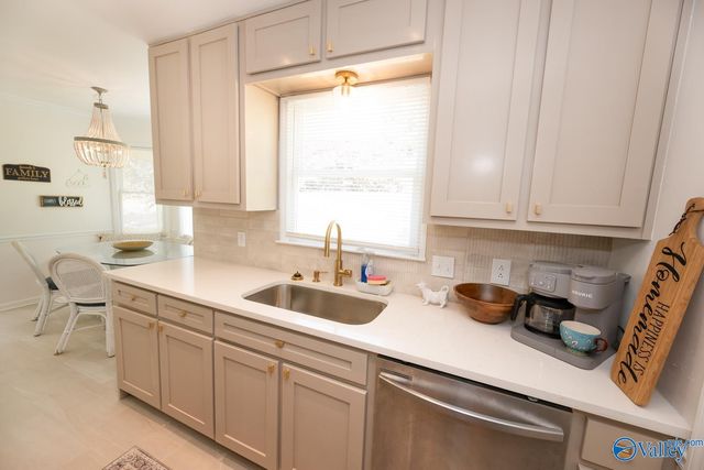 109 Bridgestone Drive NE, Huntsville, AL 35811