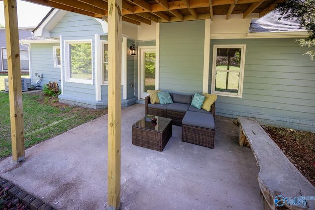 109 Bridgestone Drive NE, Huntsville, AL 35811